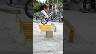 180 Barspim &eacute; f&aacute;cil depois que vc aprende as duas separadas&hellip; #bmx #bike #automobile #bmxlife #skate