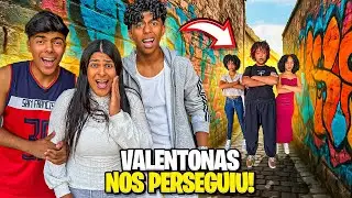 AS VALENTONAS NOS PERSEGUIRAM NA RUA! TIVEMOS QUE NOS ESCONDER NA CASA ASSOMBRADA!