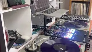 Aliendj messing around for the 1st time on a Rane Seventy two mkii mixer