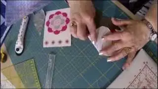 MANI DI LARA - Foundation paper piecing  (cucitura su carta): la ROSA di maggioni
