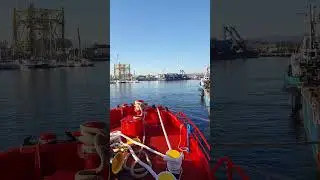 PILOTAGGIO PICCOLO PONTONE NEL PORTO DI ARBATAX