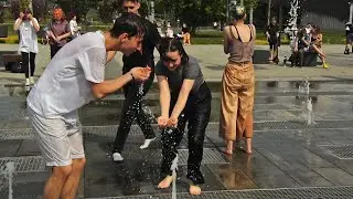 Girls and boys-5. The bathing season in the fountain is 22! / Девушки-5. Сезон купания в фонтане-22!