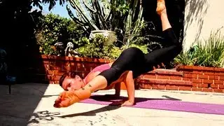 AK37 POWER YOGA Глубокое сгибание бедра, раскрытие бедер, балансировка корпуса, виньяса