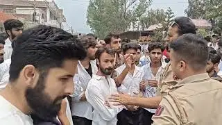 PG.Student block road protest against Univarsity