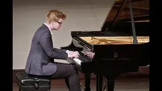 2018 New York International Piano Competition-Carter Johnson