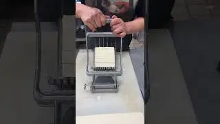 Cutting cheese cubes