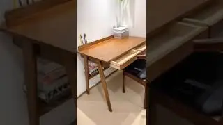 Desk This solid wood desk is loved by both adults and children. Arrangement