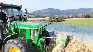 John Deere 6810