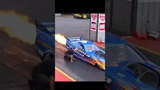 Jet engine in car drag race video #dragrace #drag #racing #jet #jetengine #highspeed #supercar