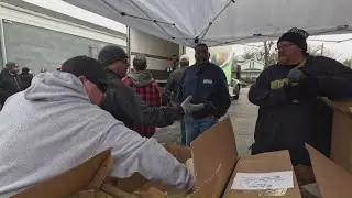 UAW workers show solidarity with Libbey Glass workers during strike