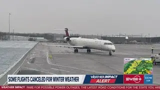 Plane lands safely after emergency landing at McGhee Tyson Airport
