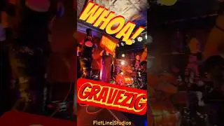 I dont have Control on the situation, WOAH! #gravezig #livemusic #misfits #danzig #zoltan