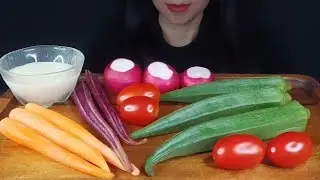 ASMR Raw Veggie Platter : Baby Carrot Okra Radish Tomato : Eating Show