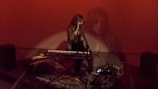 Loop Artist, One (Wo)man Band, Multi-Instrumentalist | Dani Tanzella | Chamber Pop Music |Boss RC300