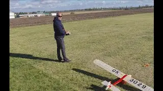 E-flite Cessna & Mimi B-3 &Scaron;&iacute;dlo - Aerotow