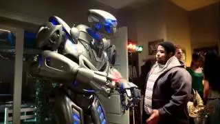 Titan the Robot's World Tour ft. Rihanna, JLS, Will Smith, Jackie Chan & Hugh Jackman