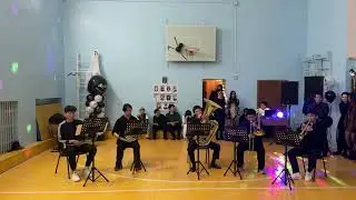 Movie Themes by a brass quintet 