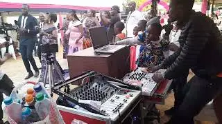 Dj.Dankoh aliweza watch till the end hii ni moto sana