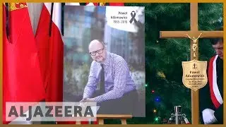 Павел Адамович: Тысячи людей приходят на похороны польского мэра