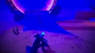 [Fortnite WTH] My first time trying the chainsaw movement through a hoop. Is this a bug? #shorts