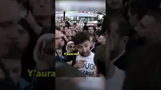Macron humili&eacute; par un jeune militant au salon de l'agriculture #Derni&egrave;reR&eacute;novation
