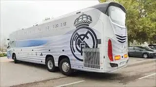SALIDA DE VINICIUS, BELLINGHAM, ARDA GÜLER y JUGADORES DEL ENTRENAMIENTO HOY DEL REAL MADRID 