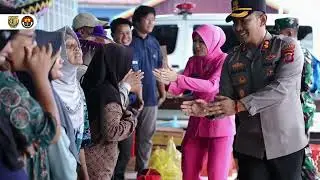 Kapolres Kukar Bersama Forkopimda Tinjau Lokasi Banjir dan Salurkan Bantuan di Kembang Janggut