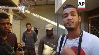 Rival groups clash in Benghazi