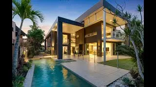 Lakefront Masterpiece | 8 Lagoon Drive, Trinity Beach
