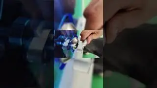 Sealing ring automatic assembly machine