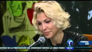 Karen Souza con Brozo en El Mañanero