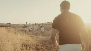 TENIA QUE DOLER - EL PI&Ntilde;A (Video Oficial)
