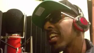Vo Milli-Mike Jackson(In Studio Performance)