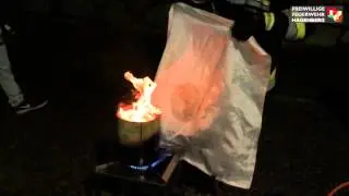 Brandversuch -  Löschdecke bei Fettbränden
