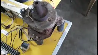 HOW TO READ AN ANALOG CLAMP AMMETER TESTER