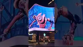 Pantalla Gigante del &Aacute;gora Santiago Center en Santiago, Rep&uacute;blica Dominicana