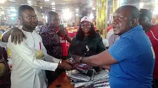 Mummy Eze Donates T Shirts/Face Caps to all Zugacoin Lovers that attended the Merchants App Lunch