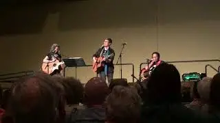 Emma's Revolution & Vicki Randle - 