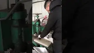 Advanced pressing machine for making plastic baggies #shorts