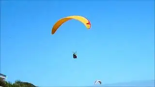 Paragliders at Bridlington - Summer 2015
