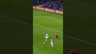 Defensive masterclass: Aguerd shuts down Man United ⚡ #NayefAguerd #RealSociedad #MoroccanMaestro