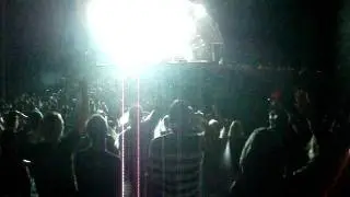 Magnetic Man - Perfect Stranger (crowd sitdown) @ Hove festival 2011, Norway