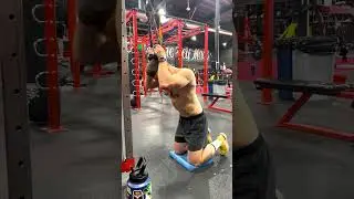 Kneeling Rope Ab Crunch