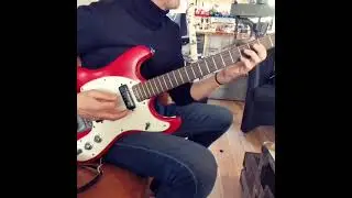 1965 Mosrite Ventures II Slab Model - Jam out