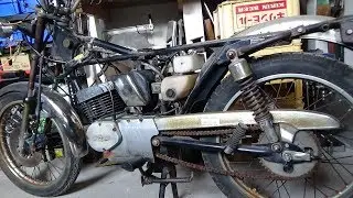 オートバイレストアsuzuki  gp125 第16回エンジンをかける準備をしてます。