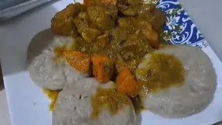 First time cooking ripe plantain dumplings and curry pork 😋