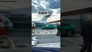 eye-catching Xiaomi YU7 in jewel green color