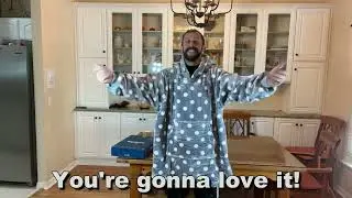 Review Bedsure Wearable Blanket Hoodie - Sherpa Fleece Hooded Blanket for Adult, Warm Comfortable
