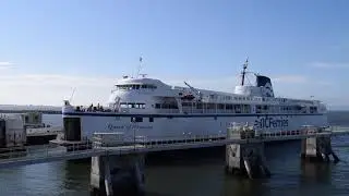 Queen of Nanaimo arriving at Tsawwassen II