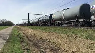 ➡️ Venlo , RTB-Cargo White Vectron Locomotive With Tankers Train at Horst-America the NL 11.4.2022👍🚂